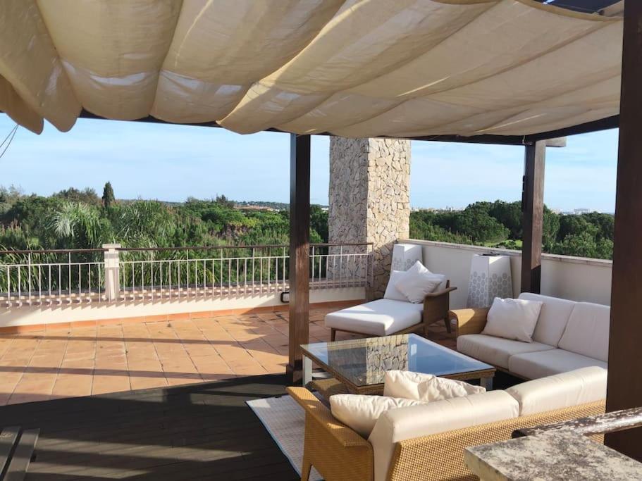 Spacious With Terrace Barbeque With Pool